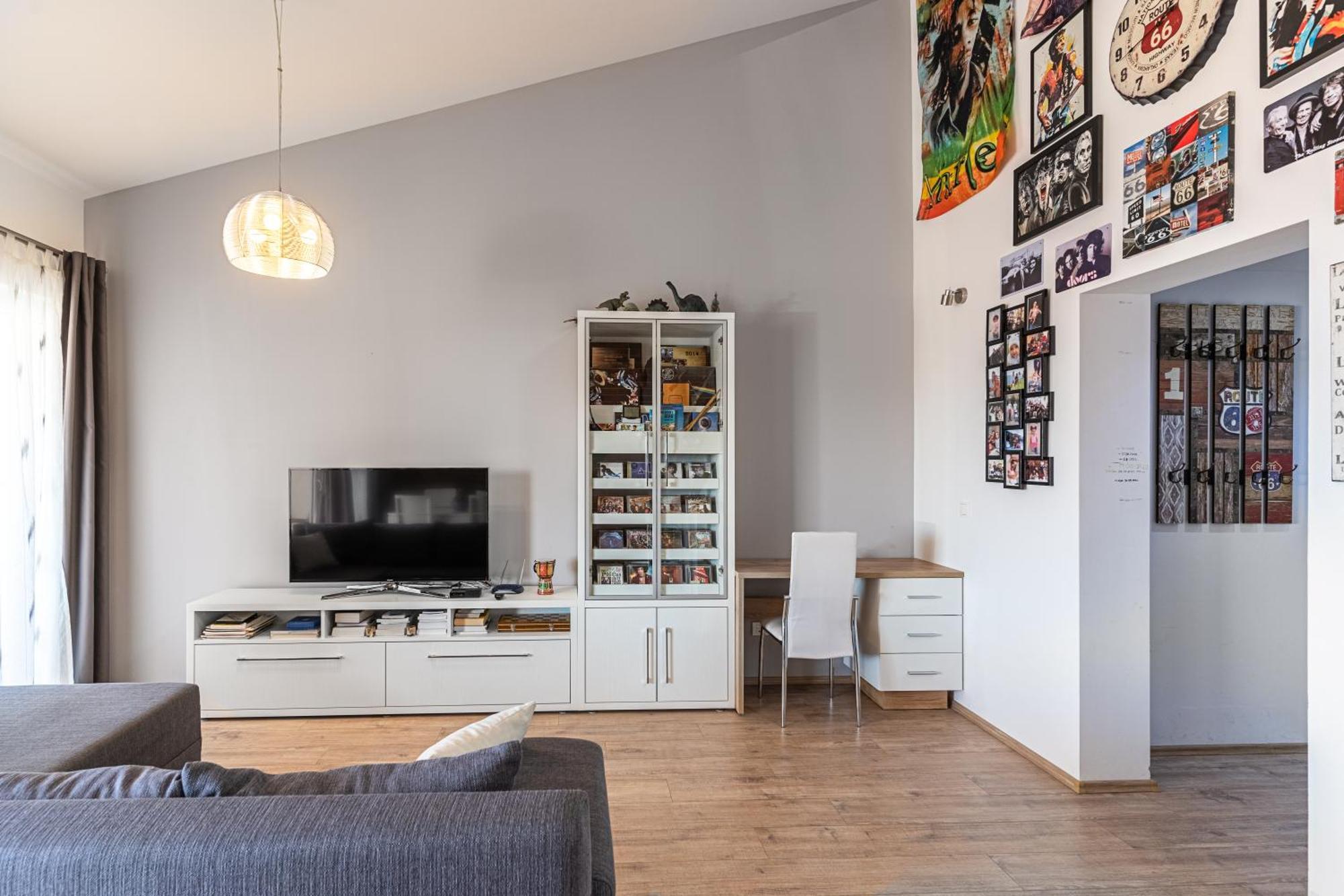Apartments Angela Макарска Екстериор снимка
