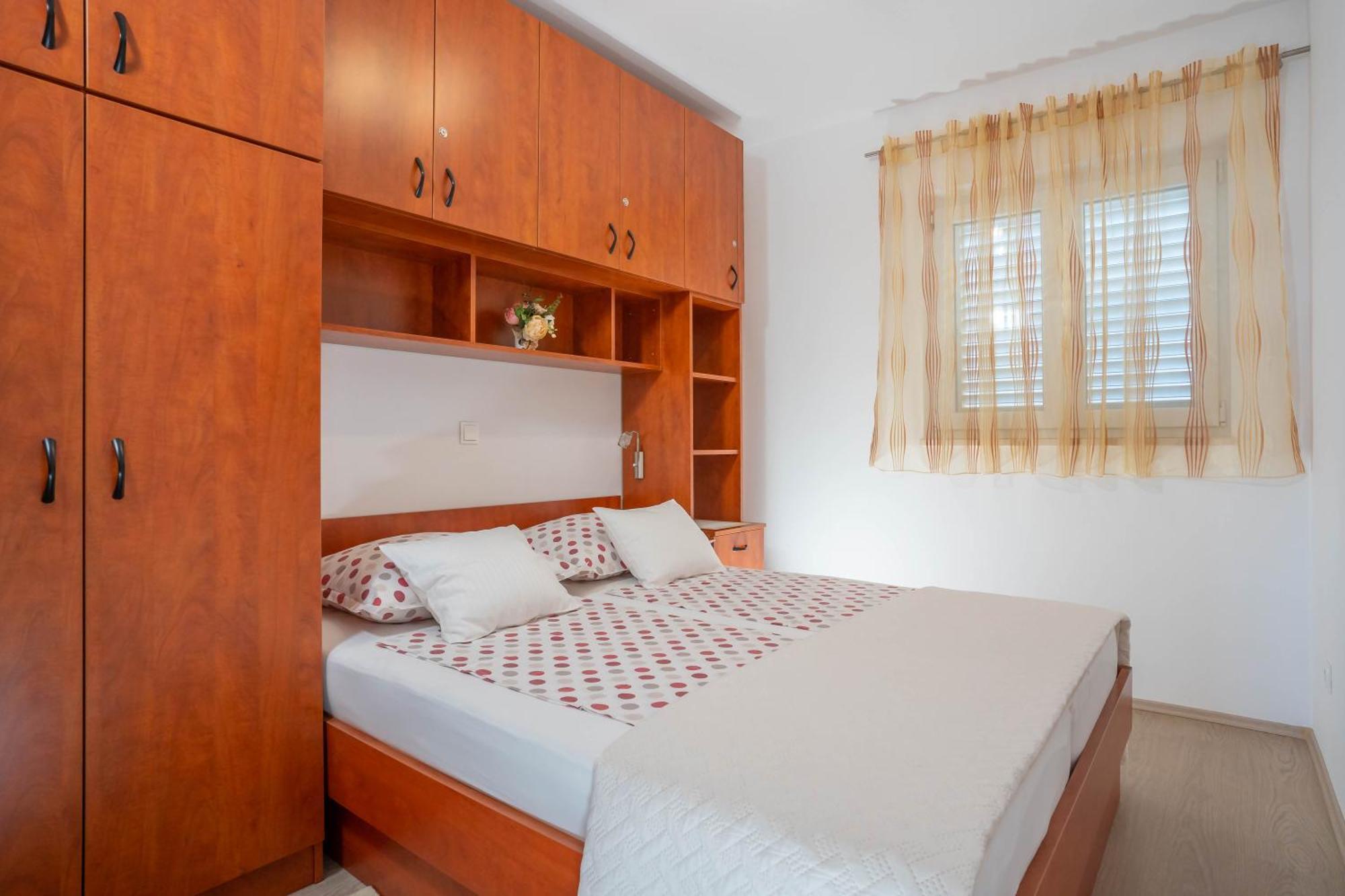 Apartments Angela Макарска Екстериор снимка